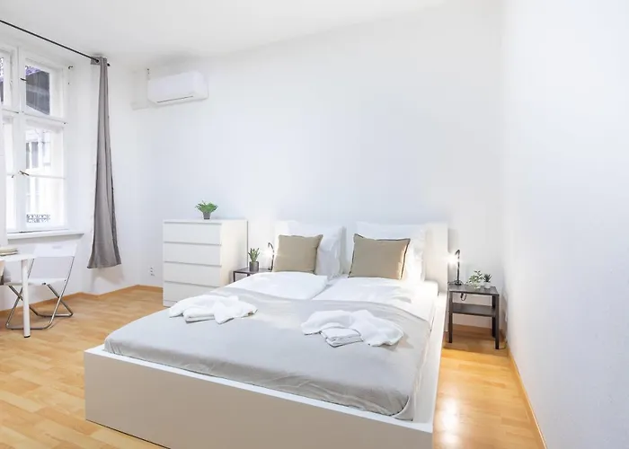 Very Convenient Flat Appartamento