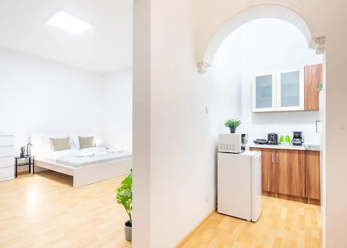 Very Convenient Flat Appartamento *