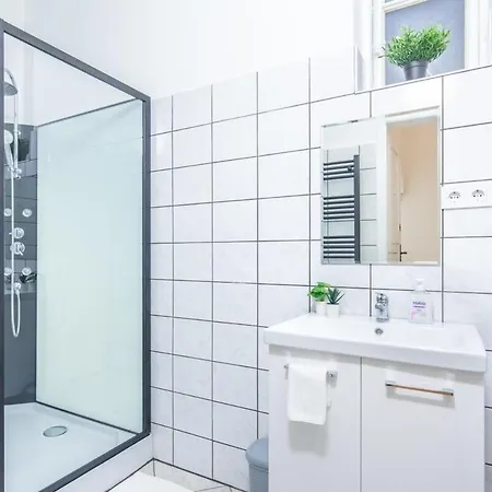 Very Convenient Flat